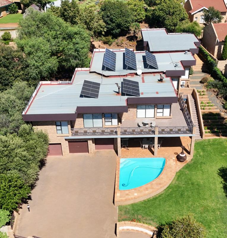 5 Bedroom Property for Sale in Pentagon Park Free State